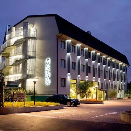 B&B HOTEL Milano Cologno Sporting-2